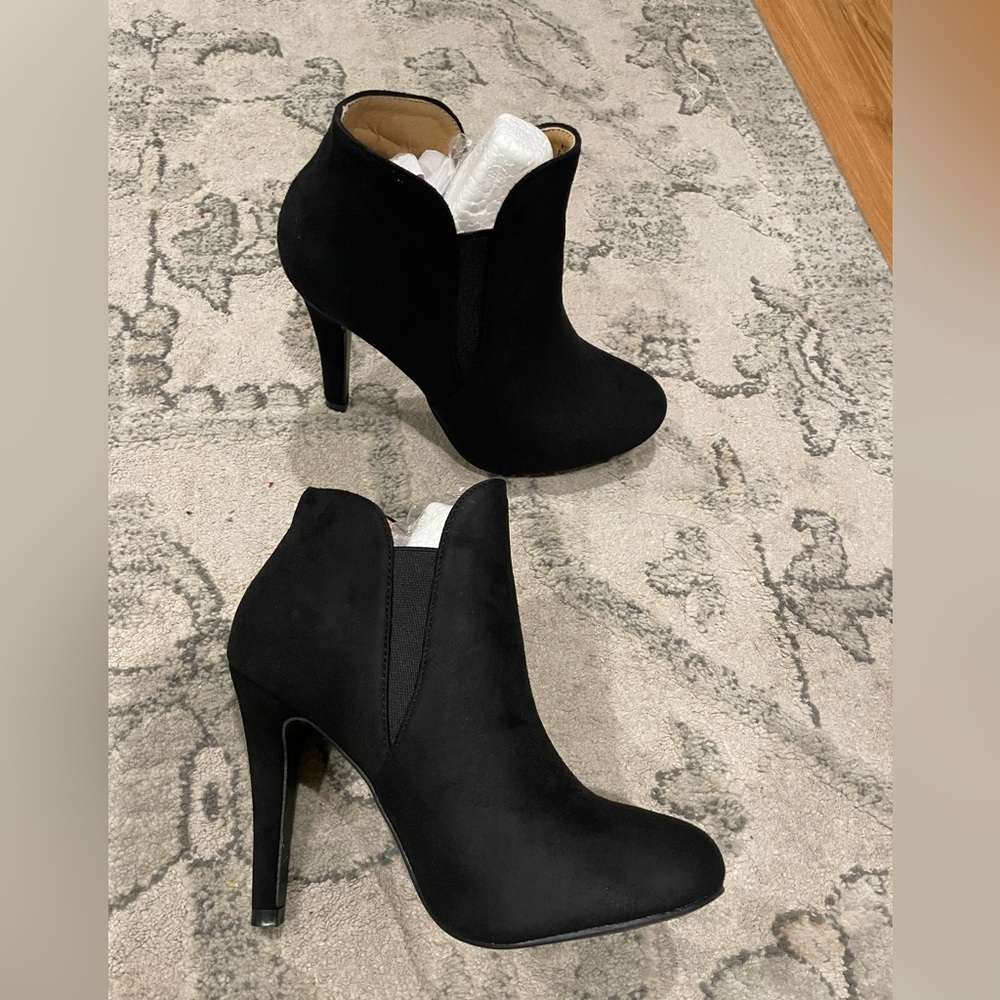 High heel bootie in faux suede